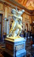 Der Raub der Proserpina (römischer Name für Persephone), Marmorstatue von Gian Lorenzo Bernini (1598-1680).Fotografiert von Heré Leyrit in der Galeria der Villa Borghese / Rom. Veröffnetlicht auf Pinterest. 