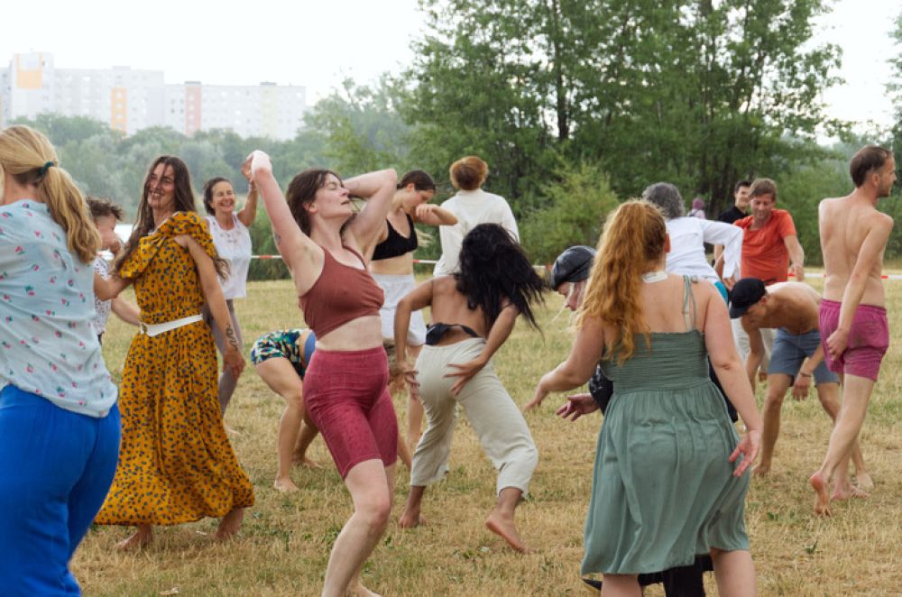 Public Moves: Gemeinsam zu tanzen macht lustig. © ImPulsTanz