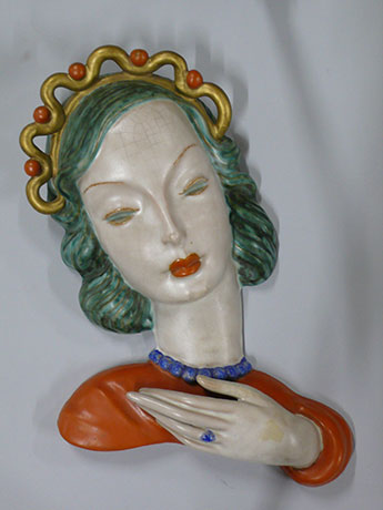 Maske mit Golddiadem, 1937–1953. © MAK