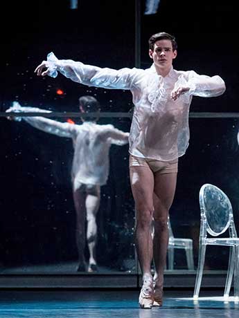 Der König, ebenfalls ein Todeskandidat (Feyferlik) © Wiener Staatsballett / Ashley Taylor 