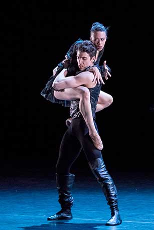 Nikisha Fogo, Frencesco Costa: Schatten und Schicksal. © Wiener Staatsballett / Ashley Taylor  