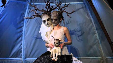 Julie Desrosier: Les Bois dormants   © alle Bilder Figurentheater-Festival PannOpticum