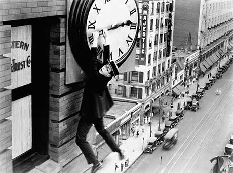 Harold Lloyd vor dem Absturz, Filmausschnitt © Viennale 