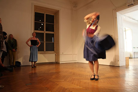 Mitra Rhimi tanzt den  Flamenco © PerformanceBrunch REAL