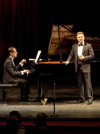 Roberto Alagna, Tenor, Araienkonzerat in der Staatsoper. © Wiener Staatsballett / Ashley Taylor 