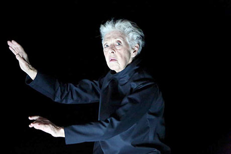 Valda Setterfield in "Valda & Gus"@ Usula Kaufmann
