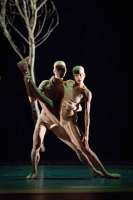 Tristan Ridel, Rebecca Horner: "Eden Eden". © Wiener Staatsballett / Ashley Taylor 