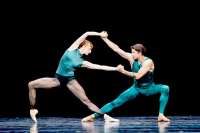 Forsythe-Perfektion: Elena Vostrotina, Vladimir Shishov. Alle Bilder: © Wiener Staatsballett / Ashley Taylor 