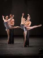 "Murmuration" mit Franziska Wallner Hollinek / Zsolt Török und Madison Youn / Andrey  Teterin