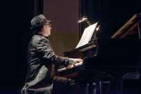 Igor Zapravdin, Virtuose der Tasten. © Attitude Devant