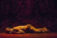 Akram Khan: "Xenos", sein letztes Solo. 