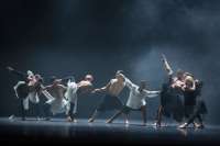 Autobiographische Erinnerung von Wayne McGregor und anderen © Richard Davies Autobiographische Erinnerung von Wayne McGregor und anderen © Richard Davies