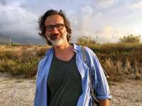 Autor, Regisseur, Performer Peter Stamer. Foto: https://www.onassis.org/people/peter-stamer