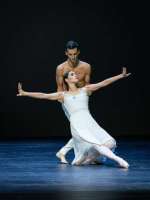 "Adagio Hammerklavier": Maria Yakovleva mit Lourenço Ferreira´, Rollendebüt. 
