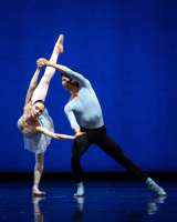 Duo Concertant: Liudmila Konovalova und Masayu Kimoto. © The George Balanchine Trust 