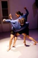 AAR Term19: Farah Deen und Olivia Mitterhuemer in "Friend.Shift".