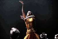 Dame in Orange – eine indische Göttin?  © Jean Louis Fernandez