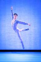 Jerome Robbins: "Other Dances", Wiederaufnahme mit der titelgebenden Balanchine-Choreografie "Liebeslieder". Im Bild: Erster Solotänzer Davide Dato.