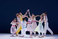 Die Paul Taylor Company tanzt „Dandelion Wine“ Foto: © Paul B. Goode