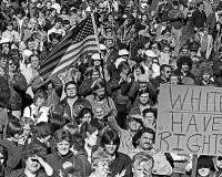 Widerstand gegen das Busing in Boston 1974. © Wikipedia