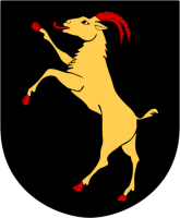 Das Wappen wurde 1560 in der Amtszeit König Gustav Wasas offiziell verliehen. Es zeigt einen stilisierten Ziegenbock Hälsingland ist für seine Bauernhöfe, die sogenannten Hälsingehöfe (Hälsingegårdar), bekannt. © wikipedia