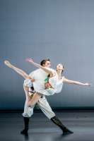 Ein rasanter Pas de deux als Teil der „Tanz-Suite“.