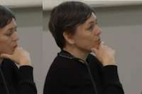 DD Dorvillier hat 2008 als DanceWEB-Mentorin die Stipendiatinnen betreut. © RP danses – Genève / https://www.rp-geneve.ch/lessons/dd-dorvillier