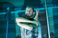 Choreograf und Tänzer Sergiu Matis in „EarthWorks“.  © Jubal Battisti 
