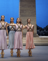 Kallirhoe: Immer im Einsatz, das Damensensemble.