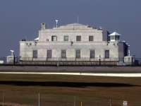 Das Haupthaus von Fort Knox, ein Stützpukt der Us Army und das United States Bullion Depository. © wikipedia 