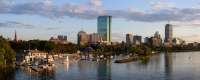 Die Skyline von Boston, wo die Romane von Dennis Lehane spielen. © wikipedia
