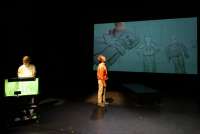 Lautm#ki hinter Greenbox , Hoffman im Haus des Meeres. 