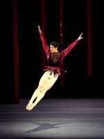 „Rubiies“: Antóno Casalinho briliert zum „Capriccio für Klavier und Orchester“ von Igor Strawinsky.