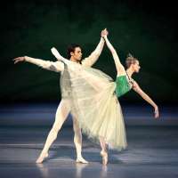 Olga Esina und Victor Caixeeta, Smaragde, wie sie sein sollen.