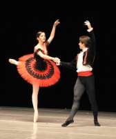 Pas de deux: Nicht zwischen Denken und Tanzen,s ondern zwischen Kitri und Basilio (Grace und Christian) im Ballett „Don Quixote“. © jeff from denver, US  / wikipedia