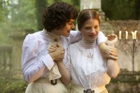 Loīe mit Gabrielle (Soko, Mélanie Thierry) © Thimfilm 