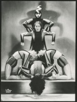 Tänzerinnen des Ensembles von Gertrud Bodenwieser in "Dämon Maschine", 1936.