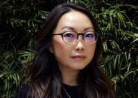 Regisseurin Lulu Wang, fotgrafiert von Elias Roman. 