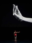 Tanz der Finger: Olga Esina in "Live"