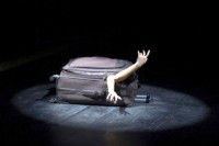 Einprägsame Bilder im Neuen Zirkus aus Ramallah: "Sarab". © Veronique Vercheval