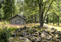 In der Hütte war kaum Platz für zwei ,und der Wind pfiff durch die Ritzen.  © Karsten Madsen / Pixabay.com 