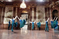 Der letzte Walzer im Marmorsaal des Oberen Belvedere. (Ensemble des Wiener Staatsballetts)