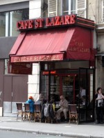In einem Café im Bahnhofsviertel St. Lazare beginnt der junge Bosmans seinen ersten Roman.© tripadvisor.com