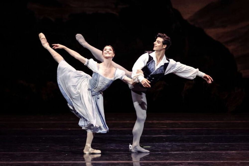 Debüt für Cassandra Trenary mit Davide Dato in „Giselle“