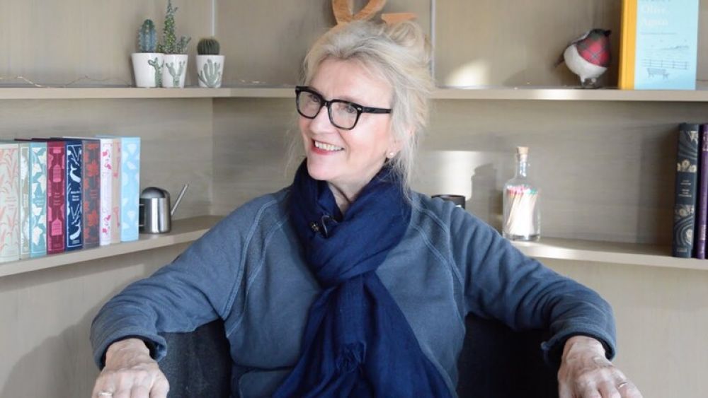 Elizabeth Strout bei Leserinnen und Kritikerinnen beliebt.